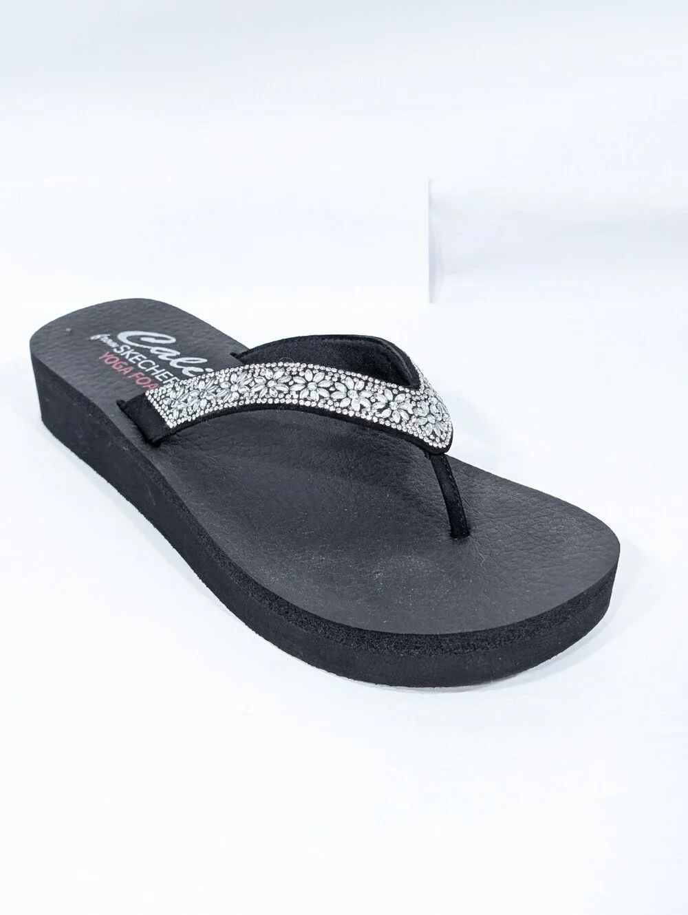 Skechers Flip Flops sz 11 Women Rhinestone Sandals Wedge Heel Cali Vinyasa